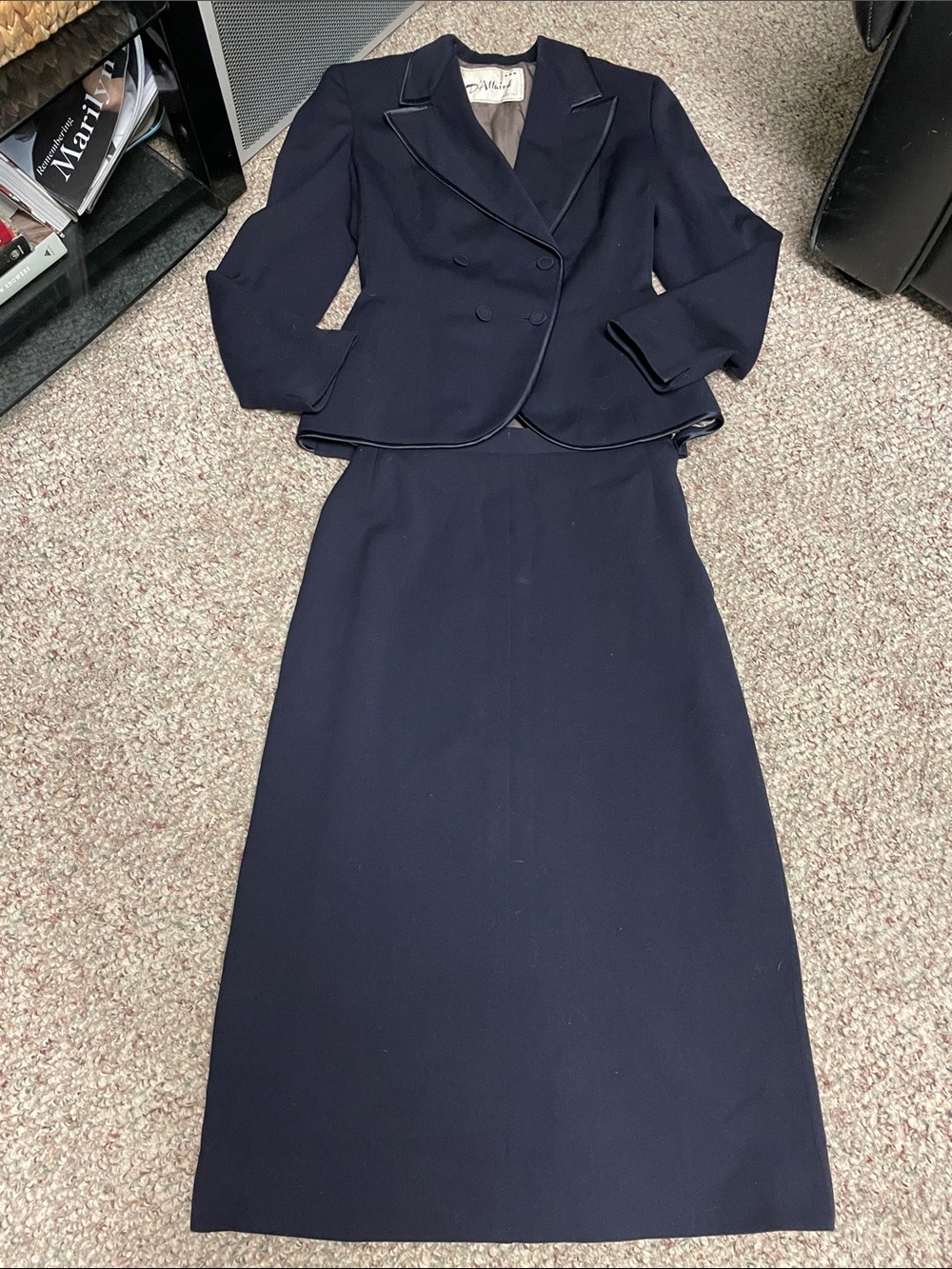 Vintage 40s/50s wool satin trimmed Navy Two-Piece Women's midi Skirt Suit